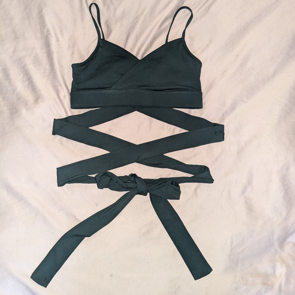 Fabletics Wrap Bow Sports Bra